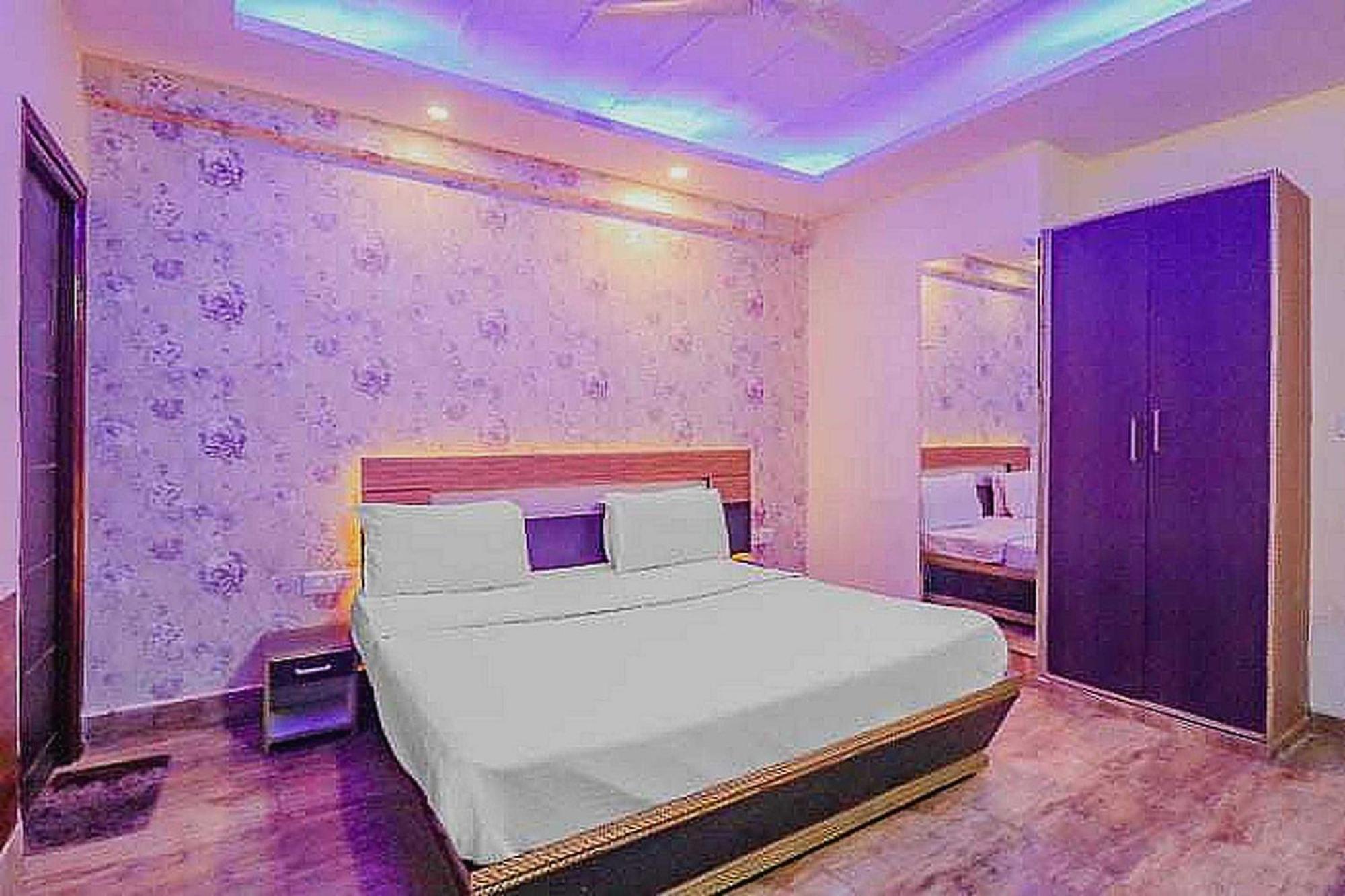 Super Hotel O Vivaan Residency Rohtak Екстер'єр фото